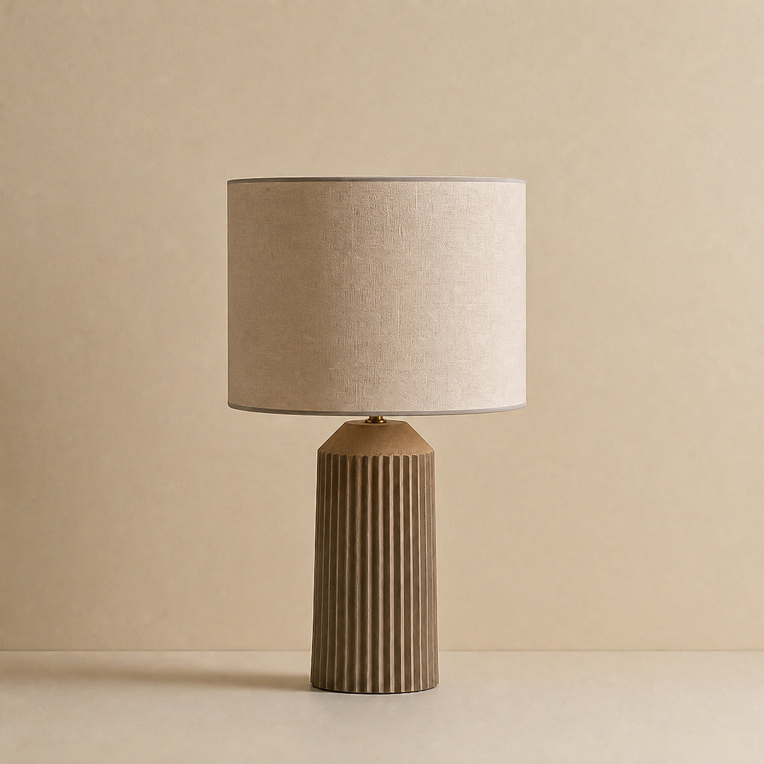 Ease & Settle ribbed ceramic table lamp 01